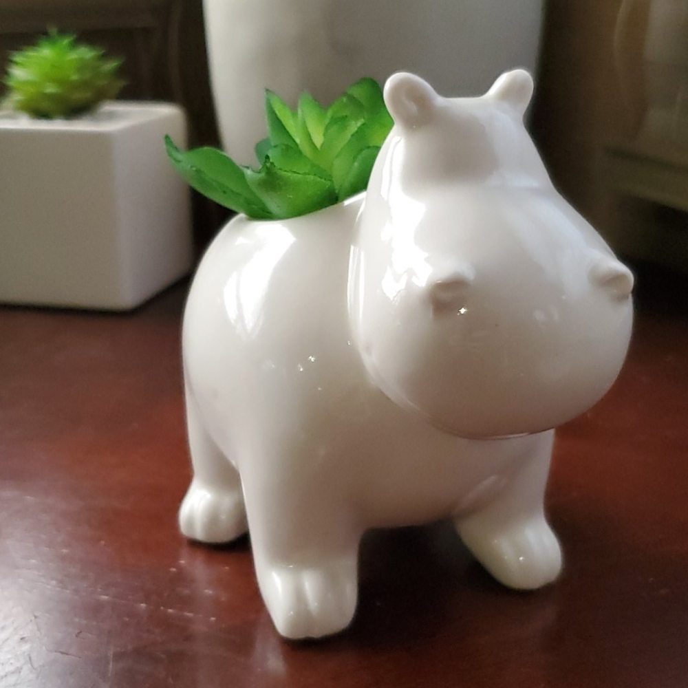 Planter - Picture 2 of 3
